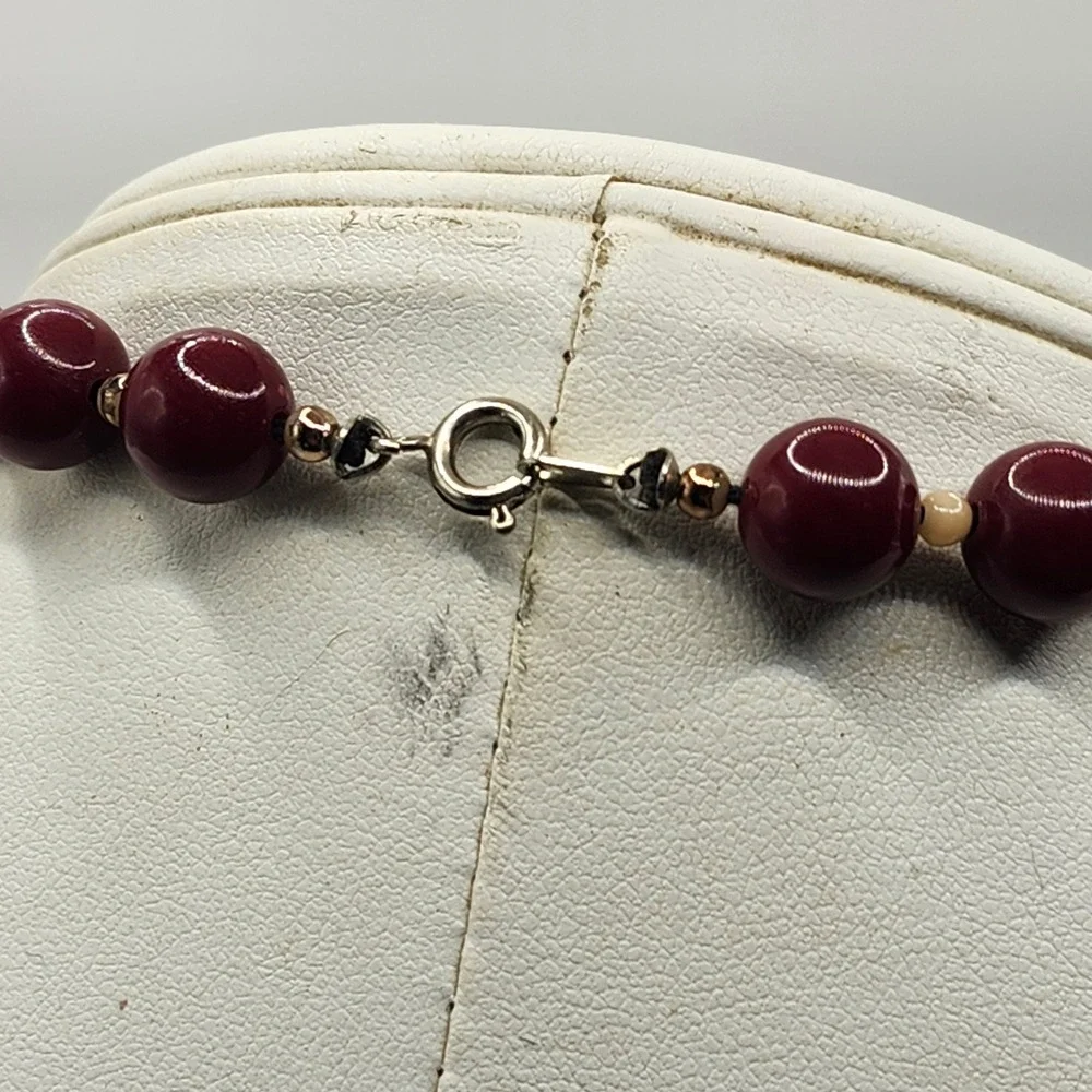 Vintage Maroon and Grey Beaded Necklace with Silver Tone Spacers and‎ Spring